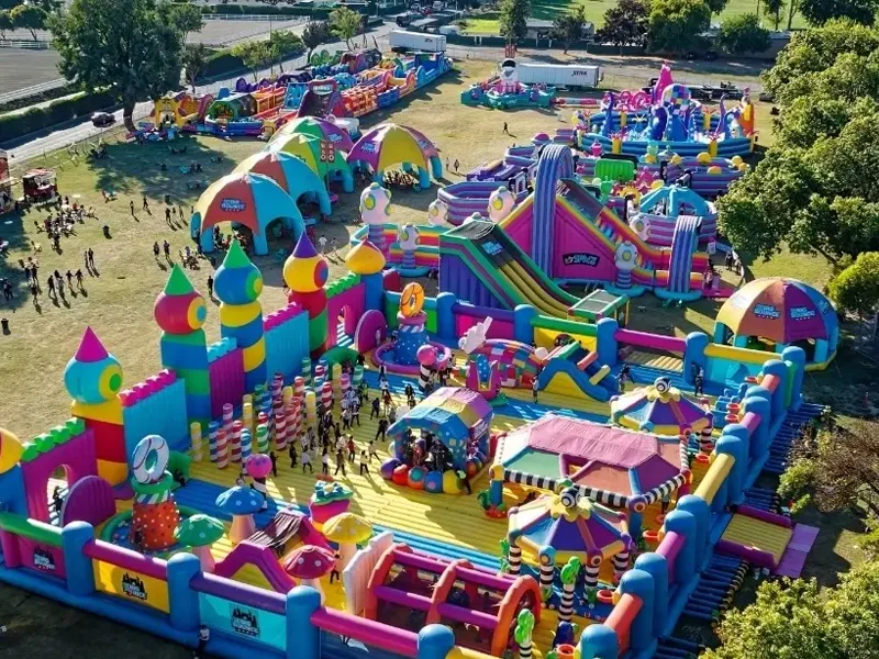 Кој материјал од церада е посоодветен за долготрајна употреба на отворено?